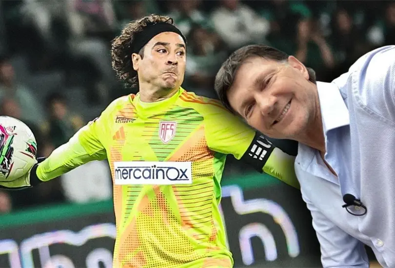 El ahora analista hizo menci&oacute;n de los fracasos del portero mexicano y el momento sorprendi&oacute; en redes sociales.