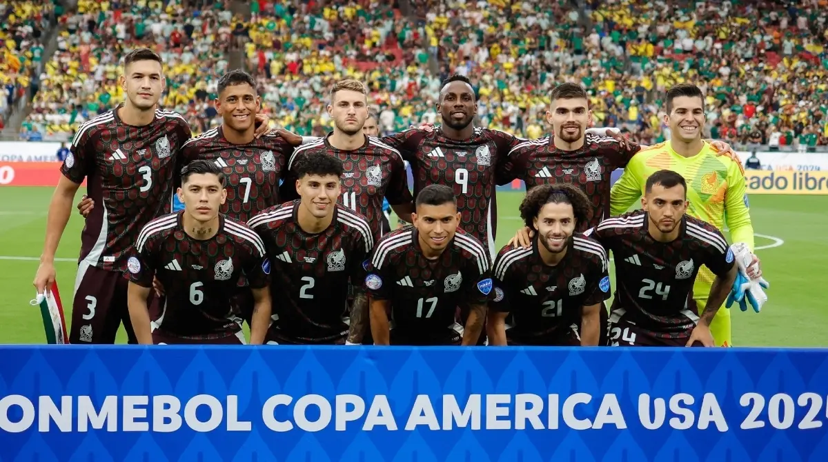 El Tri deberá tener un nuevo delantero titular. El Tri deberá tener un nuevo delantero titular.