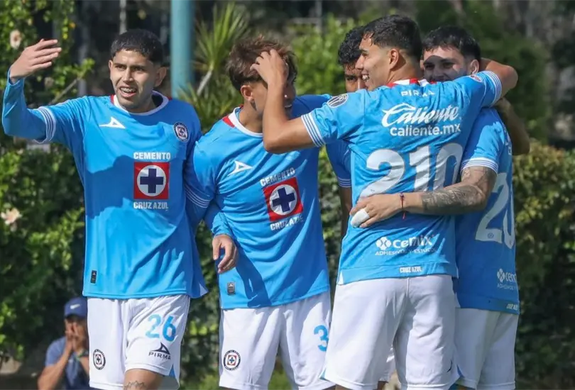 El equipo cementero ya tiene una derrota en su registro por un descuido de su cuerpo técnico. El equipo cementero ya tiene una derrota en su registro por un descuido de su cuerpo técnico.