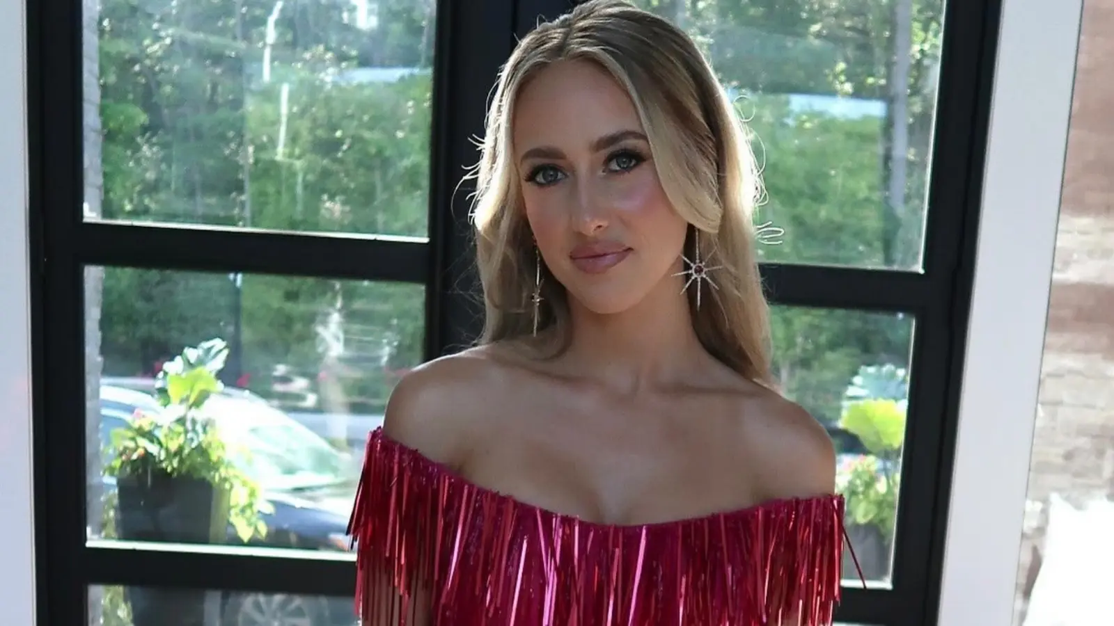 Mediante redes sociales ha hecho también grandes colaboraciones.