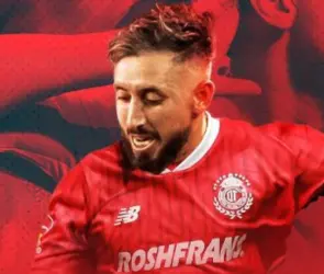 Héctor Herrera es presentado con el Toluca y es víctima de burlas