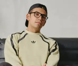 Capi Pérez exhibe a uno de sus amigos por prestarle más de 30 mil pesos