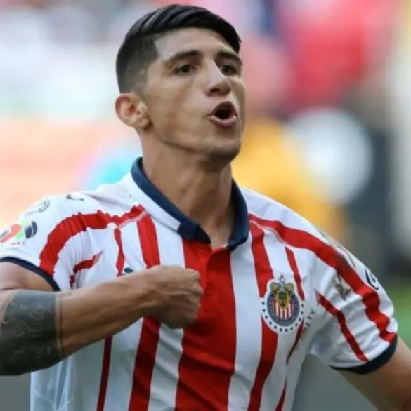 El factor que separa a Alan Pulido de Chivas