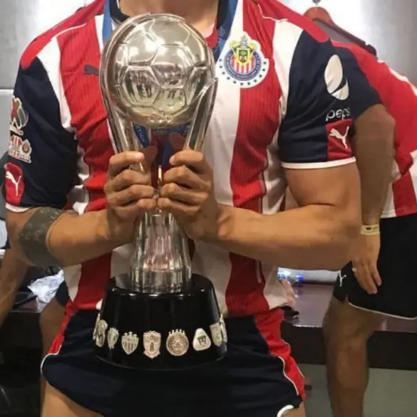 Campeón con Chivas en 2017 regresa al equipo