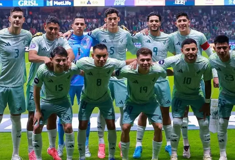 Javier Aguirre tendr&aacute; que presentar una convocatoria con algunas bajas importantes