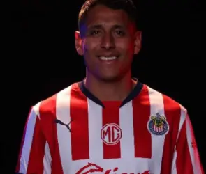 ¿Se cayó? La razón por la que Chivas borró anuncio de Luis Romo