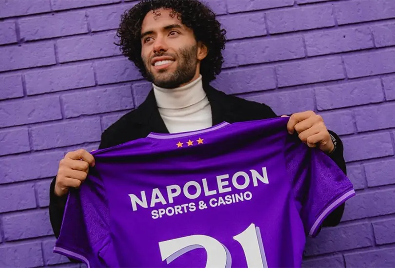 C&eacute;sar Huerta ya posa con los colores del Anderlecht