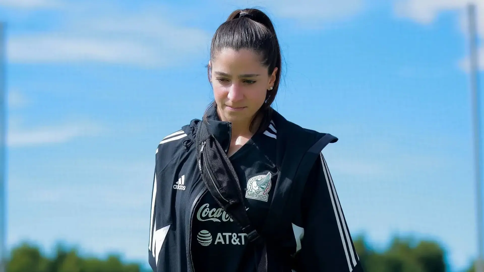 Esta es la historia de Alexia Meouchi, auxiliar médica del América.