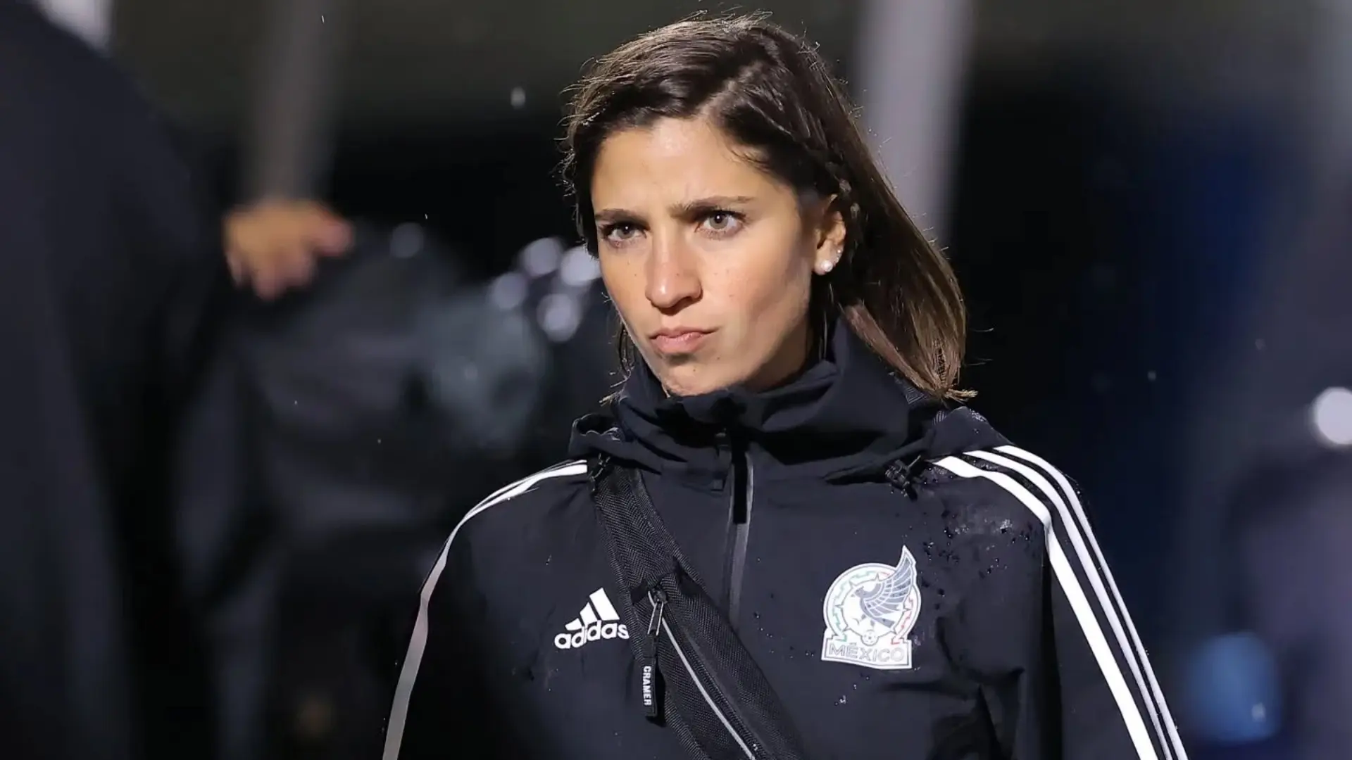 Pese a que muchos la ubicaron como la 'doctora' del América, realmente se especializa en fisioterapia y readaptación.