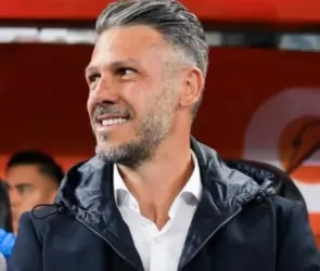 Reportero cuestiona a Martín Demichelis sobre su outfit y causa indignación