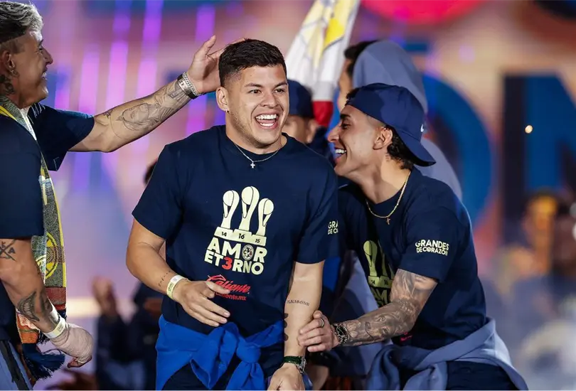 Uno de los jugadores fue duramente señalado por sus palabras en el micrófono. Uno de los jugadores fue duramente señalado por sus palabras en el micrófono.