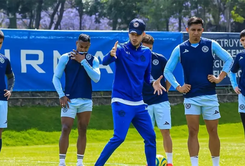 Mart&iacute;n Anselmi le mand&oacute; un mensaje a los futbolistas que deja en Cruz Azul