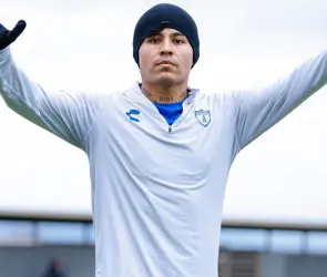 Chofis López presume enorme cambio físico en redes