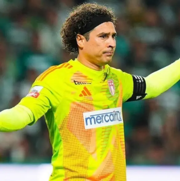 Memo Ochoa jugaría en LaLiga de España previo al Mundial