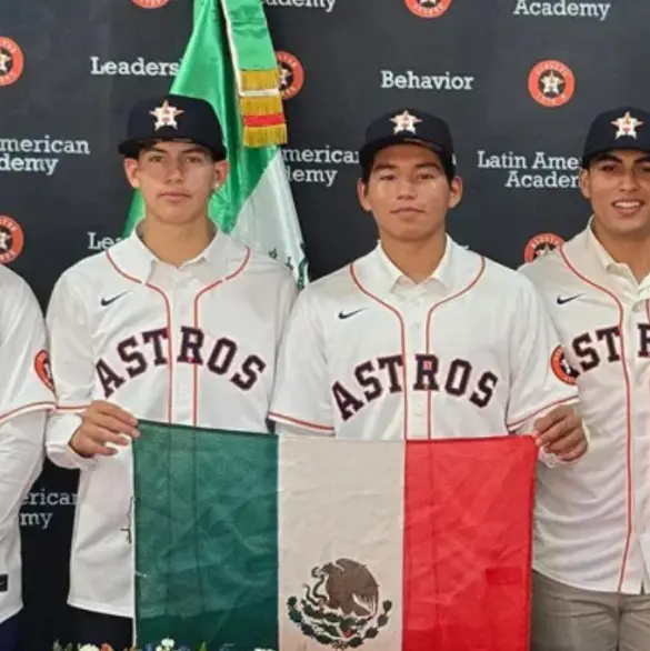 Astros de Houston firmó a cuatro prospectos mexicanos