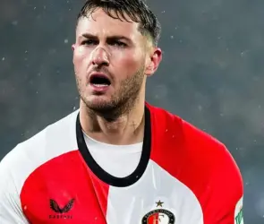 ¿Indirecta? El mensaje del Feyenoord tras la salida de Santiago Giménez