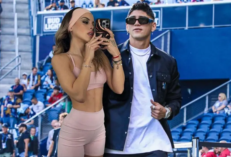 El delantero de Chivas est&aacute; en una fuerte encrucijada en su vida privada.