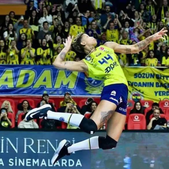 Ella es Melissa "Airlines", la estrella mundial del voleibol