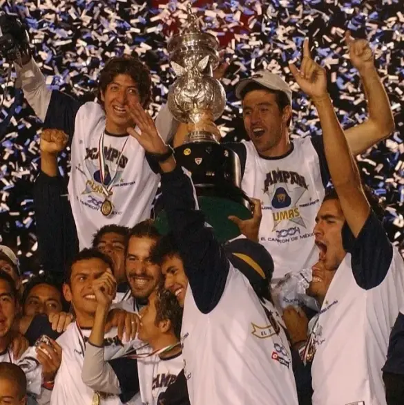 El bicampeón con Pumas que ahora trabaja vendiendo autos usados