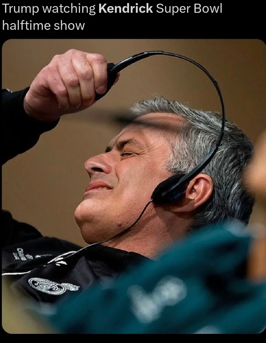 Usuarios en redes sociales demostraron su descontento con el rapero.