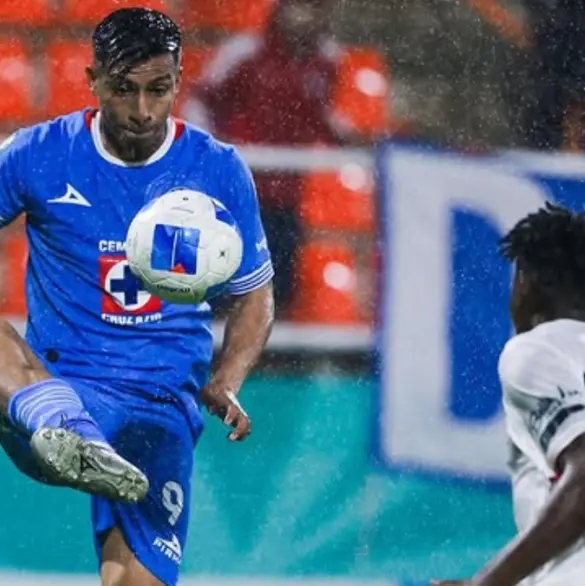 Cruz Azul remata boletos para partido vs Real Hope ante falta de interés