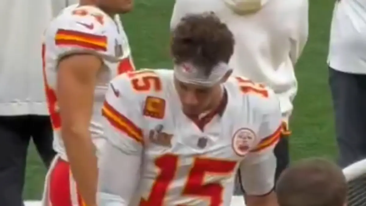  Patrick Mahomes habría sido víctima de brujería en pleno Super Bowl 