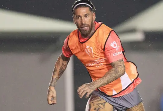 Sergio Ramos ya entrena con Rayados y recibió un mensaje de desprecio desde Coapa