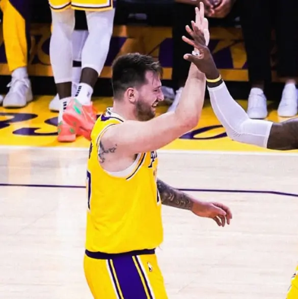 Luka Doncic y el primer gran impacto desde su llegada a Lakers