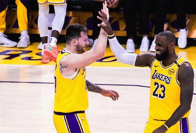 Doncic tuvo impacto inmediato tras llegar a los Lakers Doncic tuvo impacto inmediato tras llegar a los Lakers