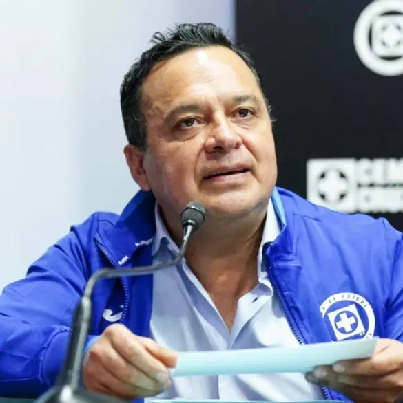 Cruz Azul: El delito por el que es investigado Víctor Velázquez