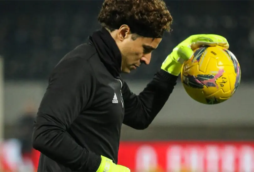 Guillermo Ochoa nuevamente es señalado por las críticas debido a su actuación con el AFS SAD Guillermo Ochoa nuevamente es señalado por las críticas debido a su actuación con el AFS SAD