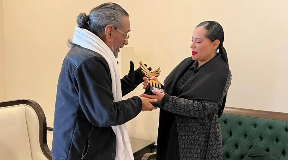 Javier Bátiz y Sandra Cuevas