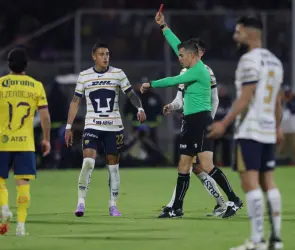 Pumas explota en contra del arbitraje tras derrota ante América