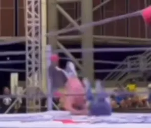 Surge video del accidente del luchador Misterius en el ring