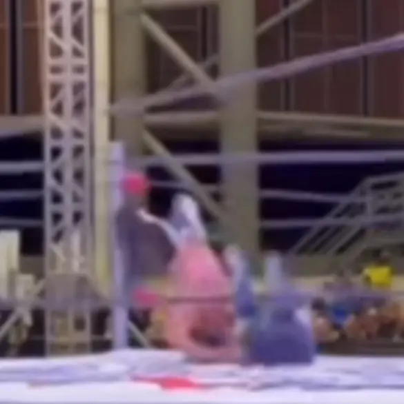 Surge video del accidente del luchador Misterius en el ring