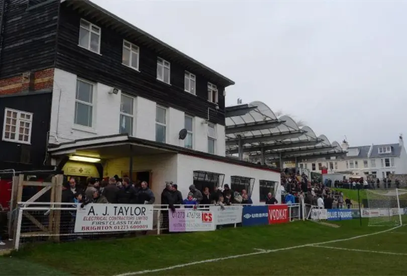 The Dripping Pan su nombre proviene de su antigua funci&oacute;n como una cantera de sal.