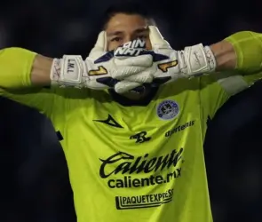 Hugo González responde a sus haters presumiendo sus logros