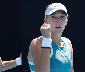 Ella es Mirra Andreeva, la tenista que da de qué hablar con 17 años