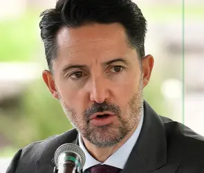 FMF habría provocado salida de Yon de Luisa de la FIFA