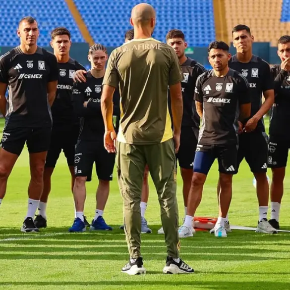 Guido Pizarro y los futbolistas que fueron técnicos-jugadores