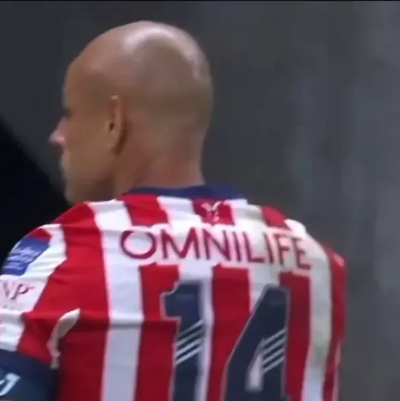 Chicharito se burla del América tras victoria de Chivas (VIDEO)