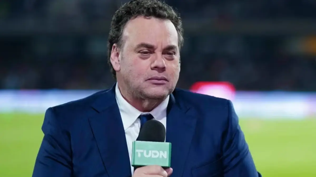  David Faitelson sufrió acoso en el Estadio Akron 