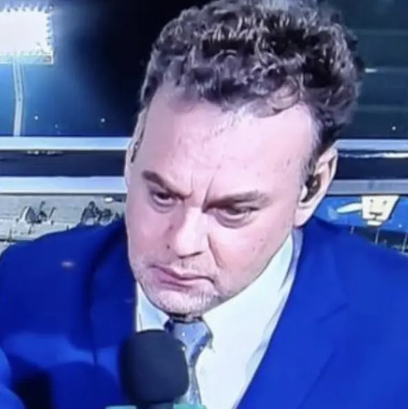 David Faitelson es agredido tras salir del Akron (VIDEO)