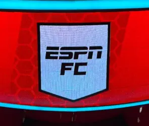Julia Headley confirma nuevo trabajo fuera de ESPN