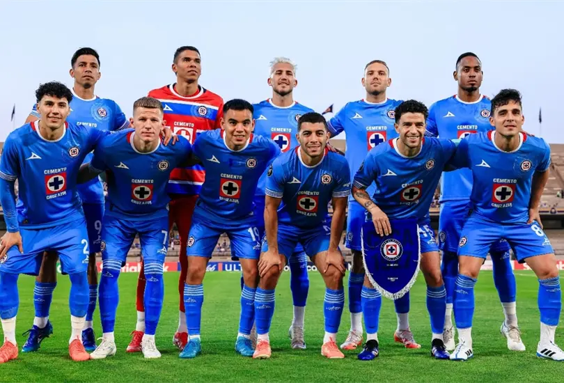 Cruz Azul tendr&iacute;a varias opciones para reemplazar a Vicente S&aacute;nchez