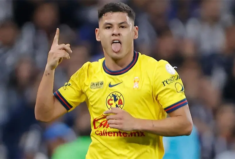 El paraguayo vuelve a estar en el ojo del hurac&aacute;n tras una foto compartida.
