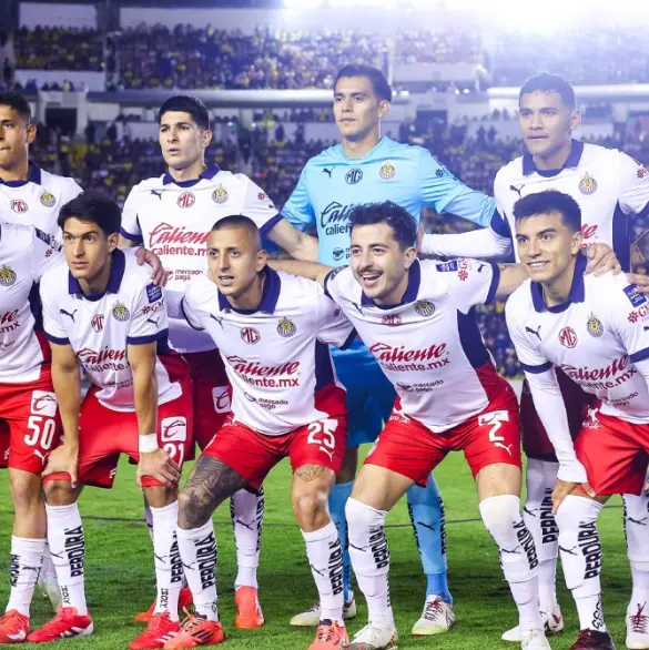 Futbolista de Chivas habría pedido su salida tras derrota vs América