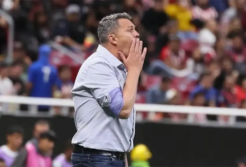 El t&eacute;cnico espa&ntilde;ol ya disfruta sus ganancias por dirigir a Chivas