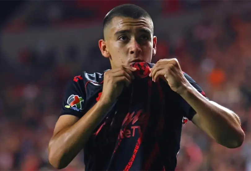 Con solo 16 a&ntilde;os, Gilberto Mora despierta el inter&eacute;s de un grande de Europa