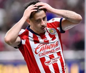 El reemplazo que Chivas ya sondea para Alan Mozo